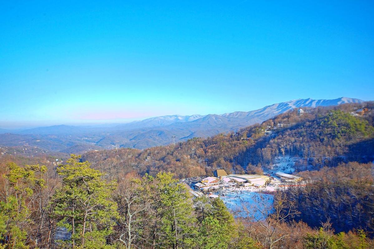 Knotty & Nice Holiday Home 개틀린버그 외부 사진