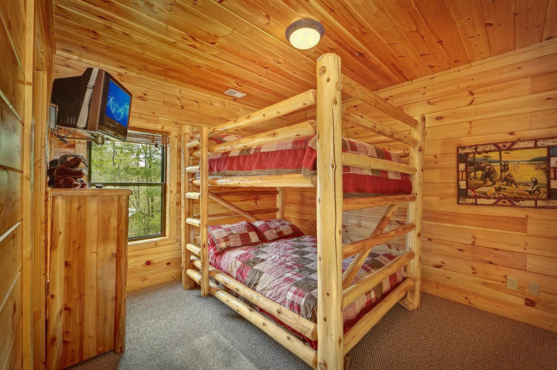 Knotty & Nice Holiday Home 개틀린버그 외부 사진