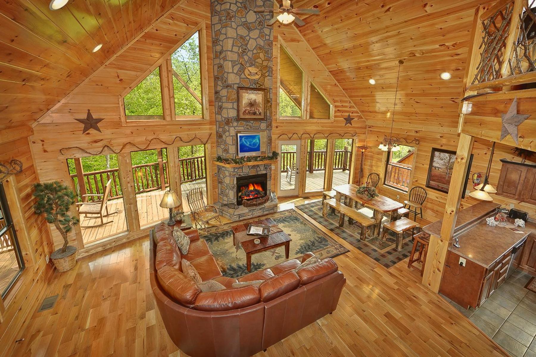 Knotty & Nice Holiday Home 개틀린버그 외부 사진