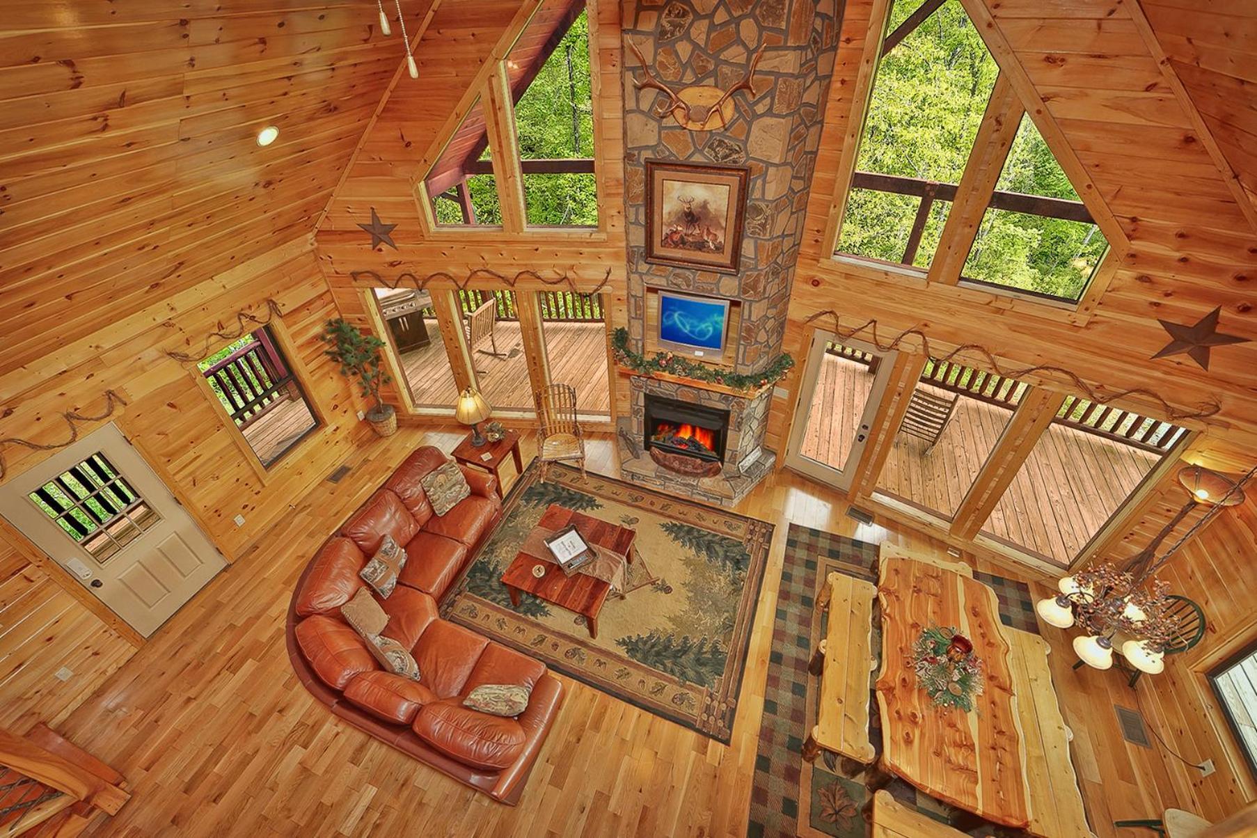 Knotty & Nice Holiday Home 개틀린버그 외부 사진